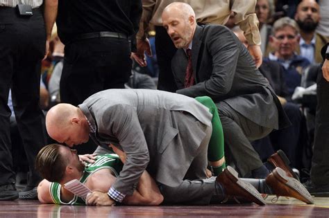 Gordon Hayward”s gruesome injury overshadows Celtics’ loss to Cavaliers ...