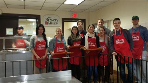 NYC Program Tours Bowery Mission - News - Hamilton College