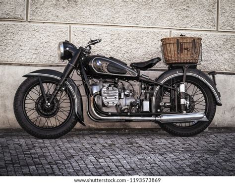 Prague September 16 Bmw R71 Motorcycle Stock Photo 1193573869 ...