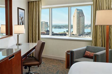 Downtown San Diego Hotel Rooms and Suites | The Westin San Diego