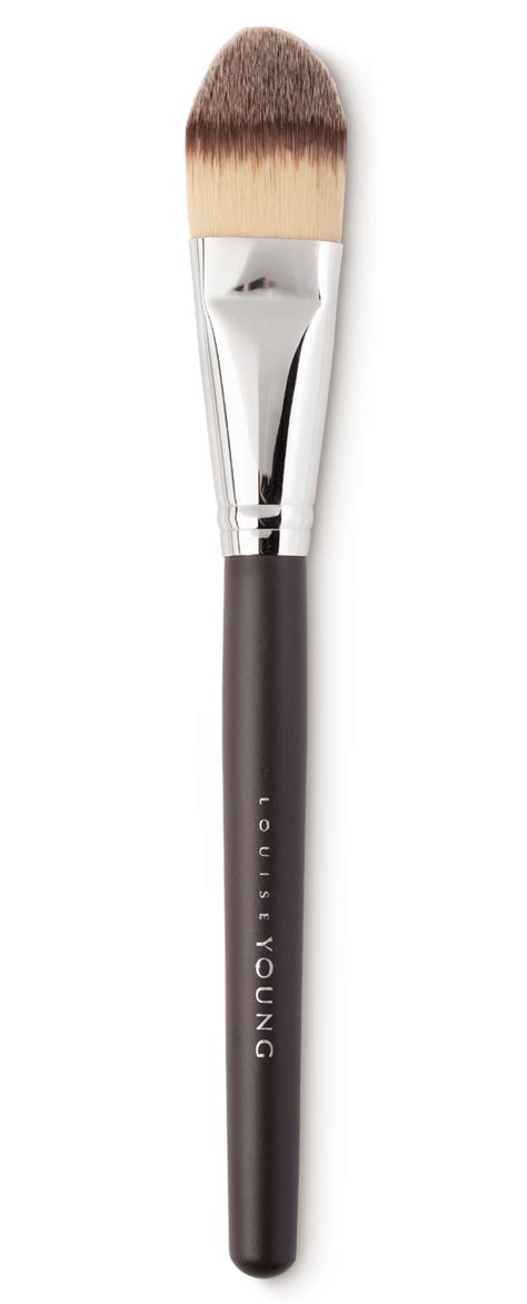 LY02 - V - Flat Foundation Brush | Louise Young Cosmetics