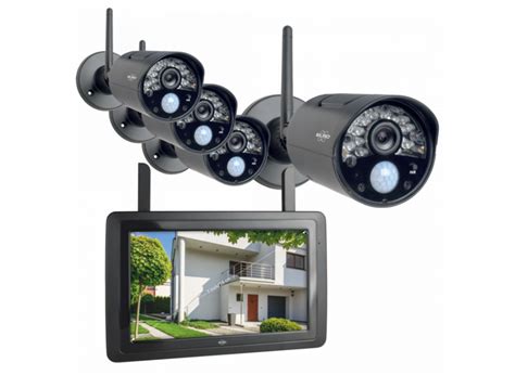 Wireless Security Camera Set with 7" screen and app (CZ30RIPS) ELRO