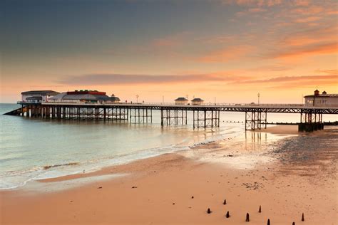 Cromer Beach Norfolk | Beaches in Norfolk - Best Hotels Home