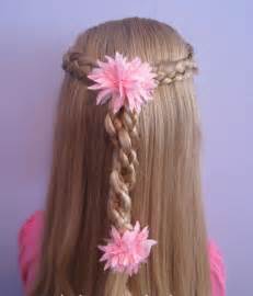 25 Cute Hairstyles with Tutorials for Your Daughter - Pretty Designs