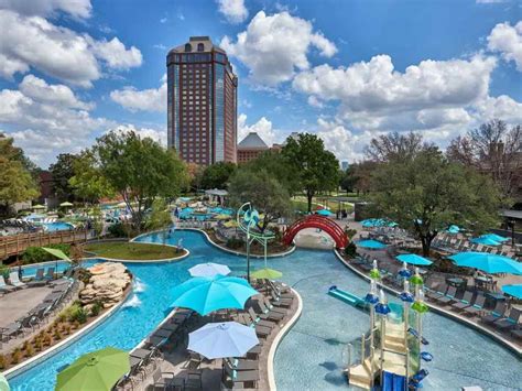 11 Best Hotel Pools In Dallas | WOW Travel