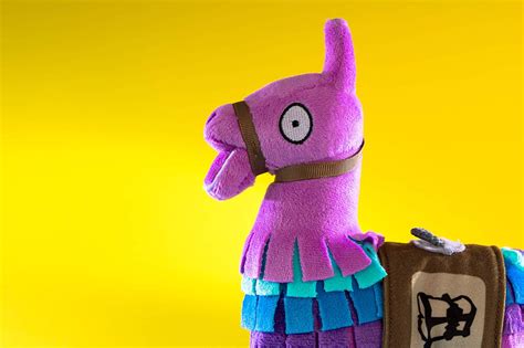 $11.55 Prime FREE Delivery Fortnite 7" Llama Loot Plush: SC FUN | Toys ...