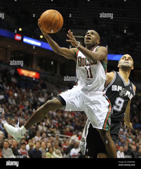 Earl Boykins Dunk Contest