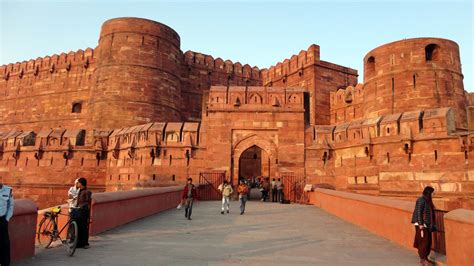 Places to visit in Agra, a must visit destination before you kick your bucket