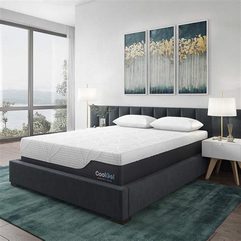 Classic Brands + Cool Gel 14-Inch Memory Foam Mattress With Bonus 2 Pillows