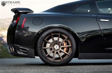 Black Nissan GT-R on Bronze Strasse Forged Wheels rear right wheel side view - NO Car NO Fun ...