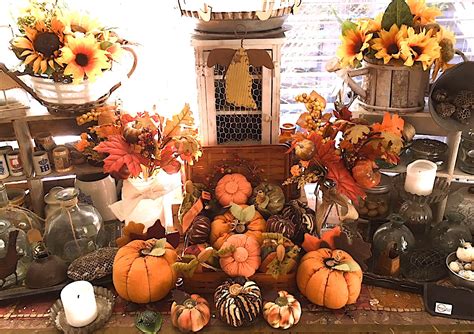 Friday’s Favorites: Thanksgiving Decorations | Christen's Creations