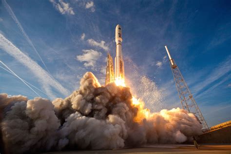 Viasat selects Atlas 5 rocket for broadband satellite launch – Spaceflight Now