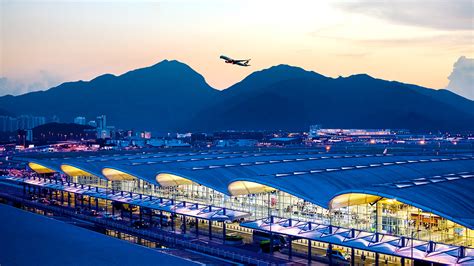 What to See and Do at Hong Kong International Airport