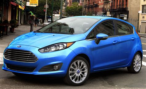 2019 Ford Fiesta Sedan SE 0-60 Times, Top Speed, Specs, Quarter Mile ...