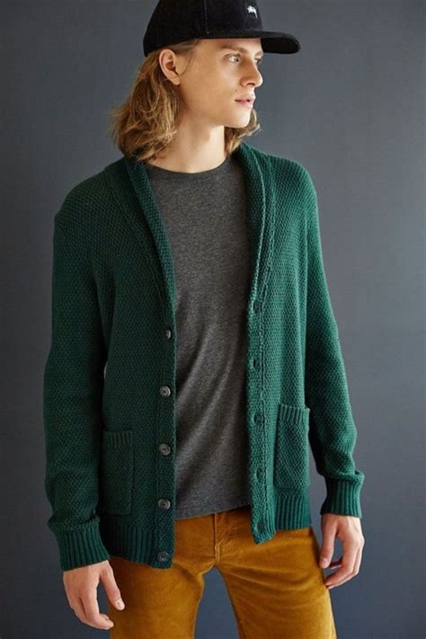 40 Amazing Cardigans For Men Who Want To Look Stylish | Mens fashion cardigan, Cardigan men ...