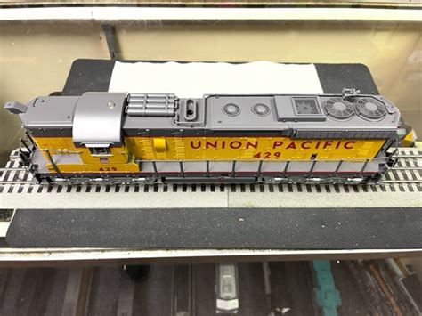 MTH O Scale Premier Union Pacific SD24 Diesel Engine w/Proto-Sound 3.0 ...