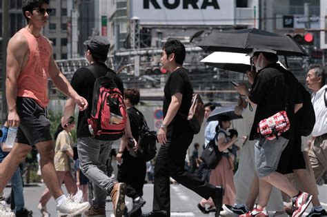 Foreign Workers: Japan Quietly Prepares for More Immigration - Bloomberg