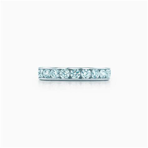 Tiffany® Setting Women's Wedding Bands | Tiffany & Co. US