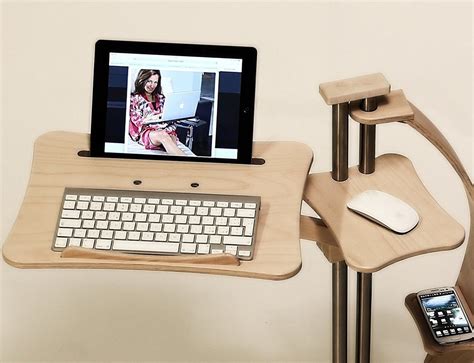 Ergonomic Laptop Table By Lounge-Tek » Gadget Flow