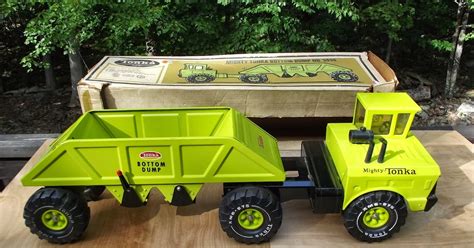 Antique And Vintage Toys: Vintage Tonka Trucks