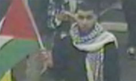 Man carrying Palestine flag wanted 'after chanting support for Hamas ...