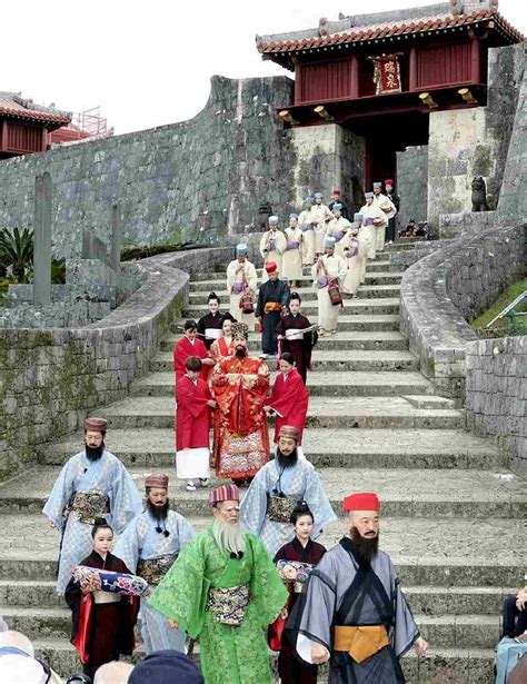 Reconstruction Festival Begins at Shurijo Castle; Procession in Traditional Costumes Made at ...