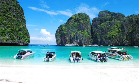 Phi Phi Island Day Tour | Trip Ways