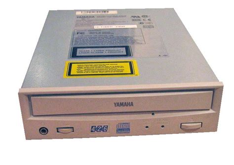 File:CD-ROM drive.jpg - Wikimedia Commons