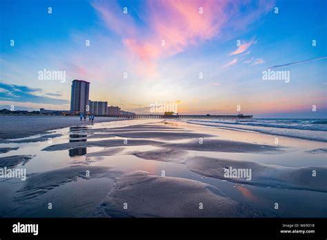 Apache Pier in Myrtle Beach South Carolina SC Stock Photo - Alamy