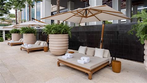 Four Seasons Hotel Bangkok - Your Luxury Riverside Urban Resort • We ...