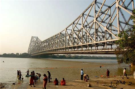 Howrah Bridge | Wondermondo