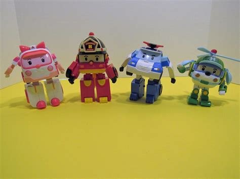 Robocar Poli Toy Set of 12- Transforming and Diecast from Korea ...