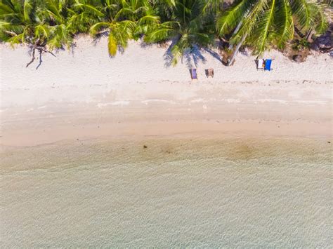 Exploring the Best Beaches in and Around Cebu City