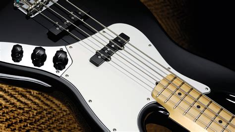 Fender Jazz Bass vs Fender Precision Bass: which is better? | Guitar World