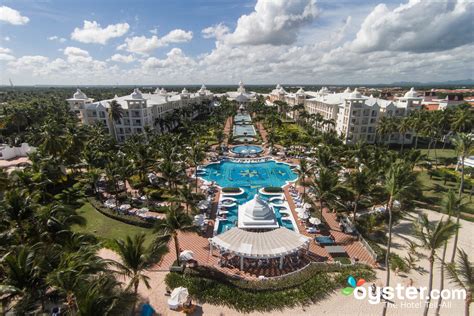 Hotel Riu Palace Punta Cana - Beach at the Hotel Riu Palace Punta Cana ...