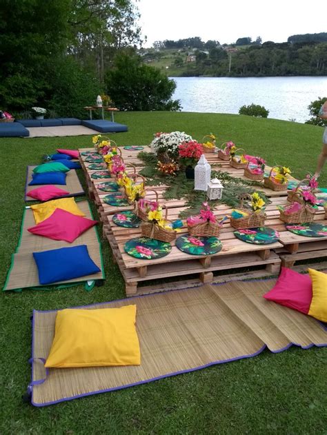 Pin by Marlen Ospina on Piquenique | Garden party decorations, Backyard party, Picnic birthday party