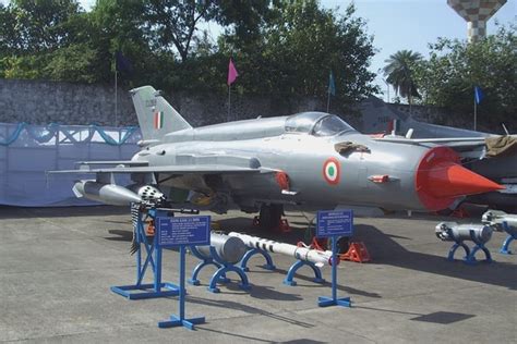 Mikoyan-Gurevich (Hindustan) MiG-21 Bison - India - Air Force | Aviation Photo #1429481 ...