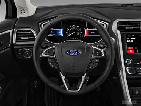 2018 Ford Fusion: 101 Interior Photos | U.S. News