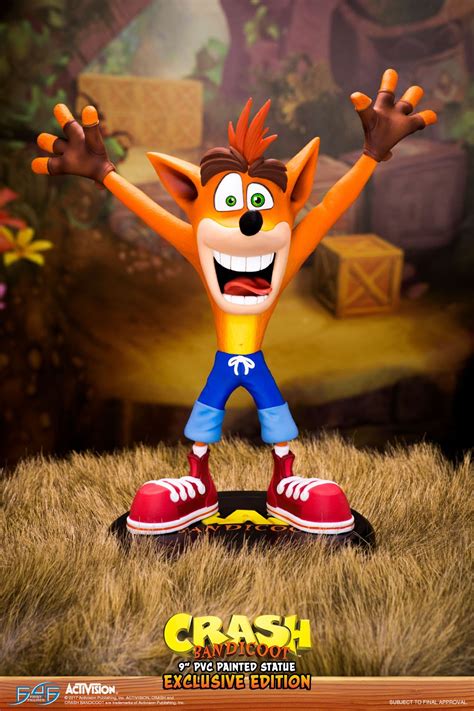 Crash Bandicoot PVC (Exclusive)