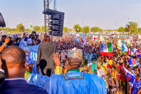 PHOTOS: Tinubu takes presidential campaign to Jigawa