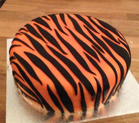 The Occasional Cake | Tiger cake, Kids cake, Cupcake cakes