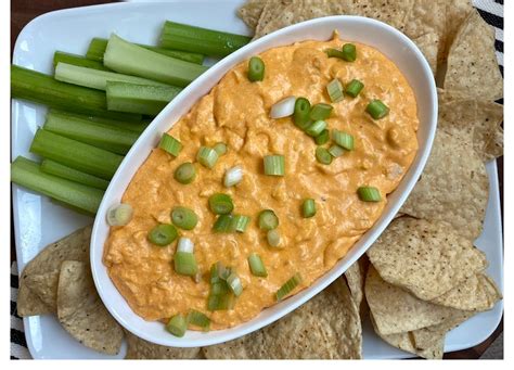 Easy Buffalo Chicken Dip - Recipe Boy