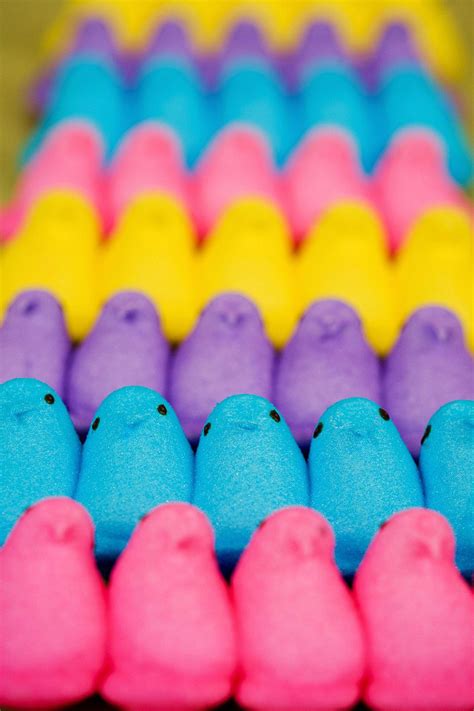 How to Make Marshmallow Chicks for Easter