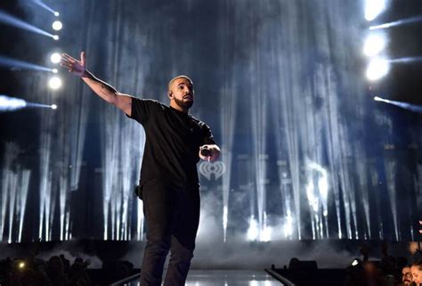 Drake arremete contra Kanye West en su último concierto