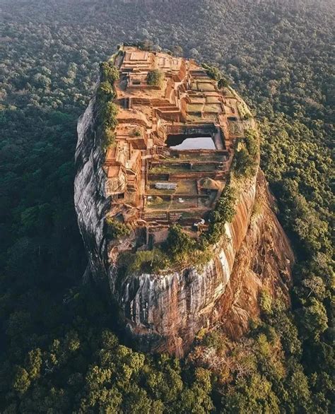 Sigiriya Rock Fortress: Ancient Sri Lankan City