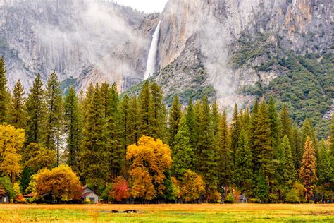 Yosemite National Park: The Complete Guide for 2023 (with Map & Photos)