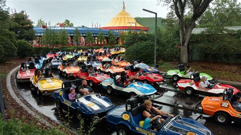 RUMOR - Is Walt Disney World's 'Tomorrowland Speedway' Getting a Makeover? | The Kingdom Insider