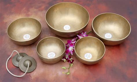 Sound Healing Clinic: Tibetan Singing Bowls & Its Benefits