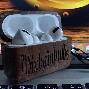 Custom Airpods Pro Case, Wood AirPod Case With Metal Hook Keychain ...