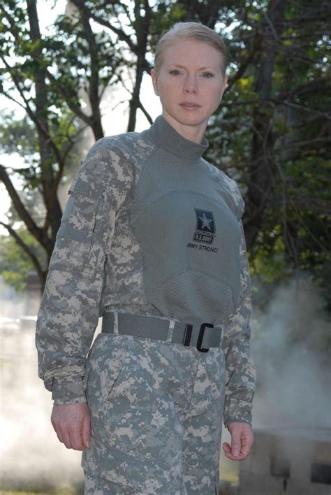 Latest Version of Army Combat Shirt Debuts | Article | The United ...